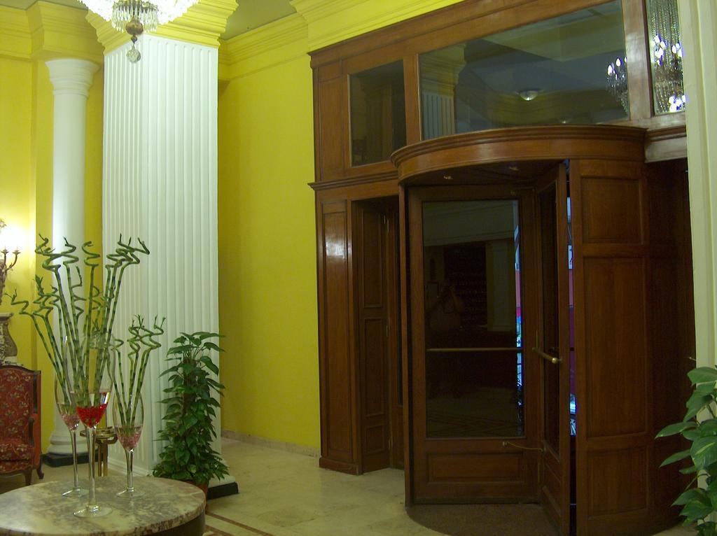 Hotel Cosmopolitan 3*