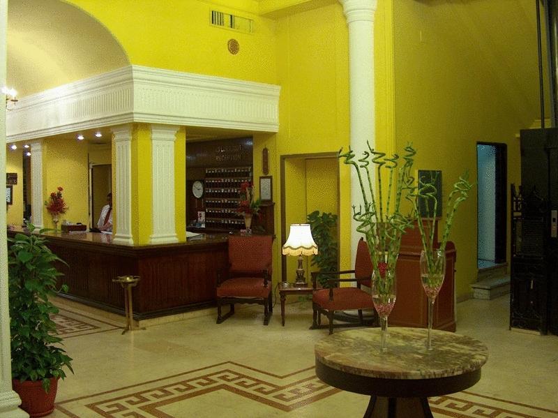 Cosmopolitan Otel