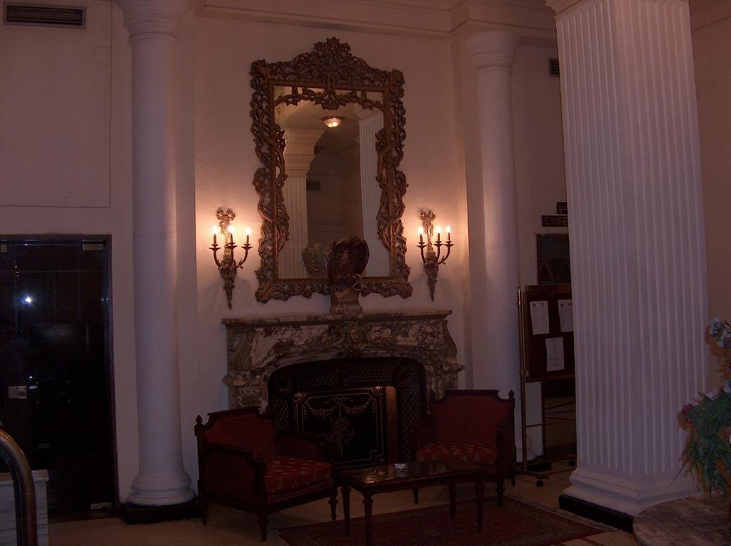 Hotel Cosmopolitan 3*